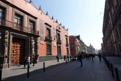 Arkitekturen längs gatan Moneda, Centro Histórico, Mexico City.